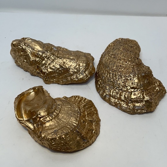 Handcrafted oyster shell trinket dishes - price for set of all 3. - Picture 6 of 7